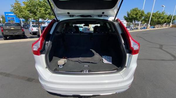 2014 Volvo XC60 AWD Sport Utility AWD 4dr 3 0L Platinum - cars & for sale in Redding, CA – photo 18