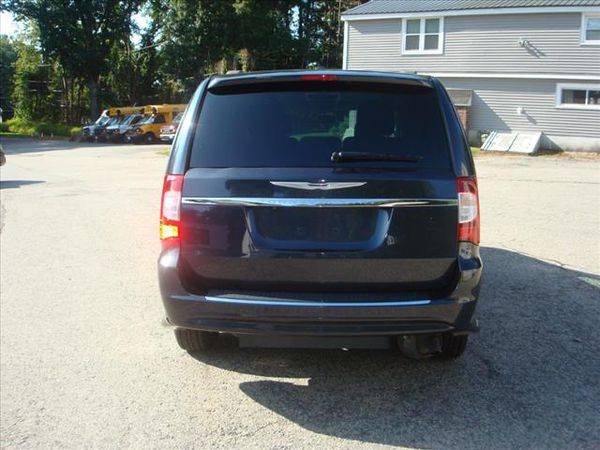 2013 Chrysler Town Country Touring - CALL/TEXT for sale in Haverhill, MA – photo 6
