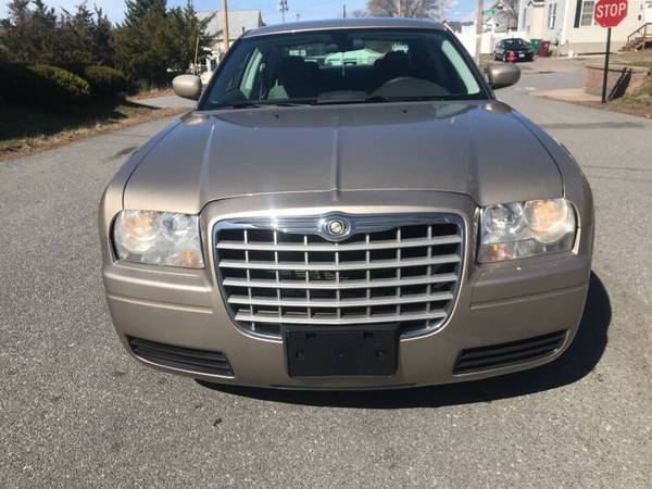 2008 Chrysler 300 LX 4dr Sedan, 90 DAY WARRANTY! for sale in LOWELL, NY – photo 8