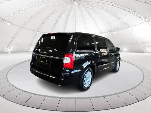 2016 Chrysler Town and Country TOURING - Try - - by for sale in Jackson, MO – photo 3