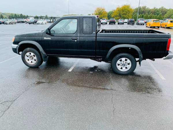 2000 nissan frontier xe pick up,all power,winter ready,clean & nice! for sale in Lakewood, NJ – photo 15
