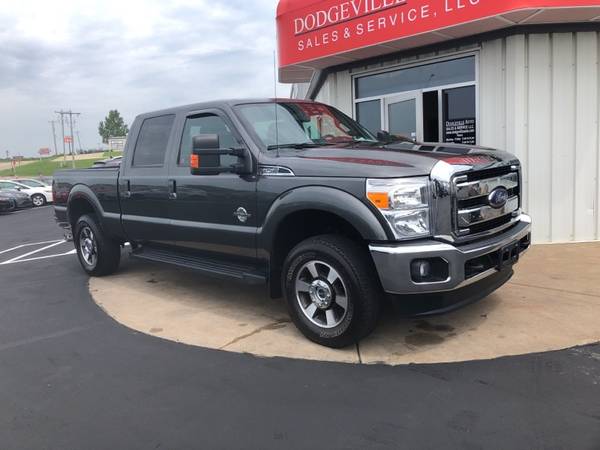 2016 Ford F-250 SD Lariat Crew Cab 4WD for sale in Dodgeville, WI – photo 2