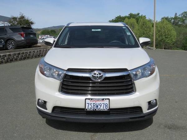 2016 Toyota Highlander SUV XLE V6 (Blizzard Pearl) for sale in Lakeport, CA – photo 5