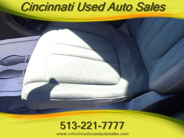 2015 Chrysler 200 Limited 2 4L I4 FWD - - by dealer for sale in Cincinnati, OH – photo 16
