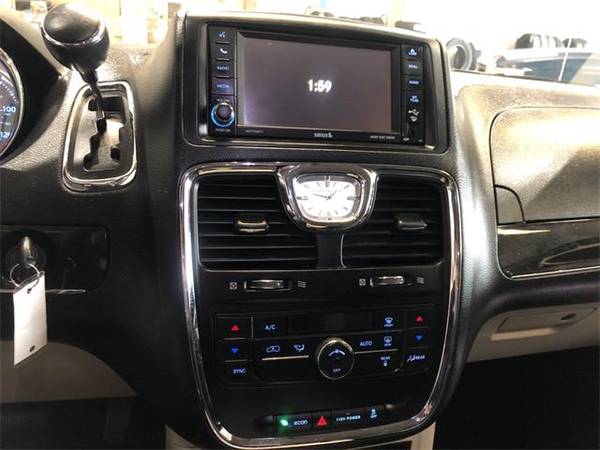 2014 Chrysler Town and Country Touring - mini-van for sale in Sauk City, WI – photo 17