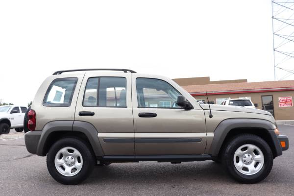 2006 Jeep Liberty Sport 4x4 Manual Only 72k Miles! for sale in Albuquerque, NM – photo 13