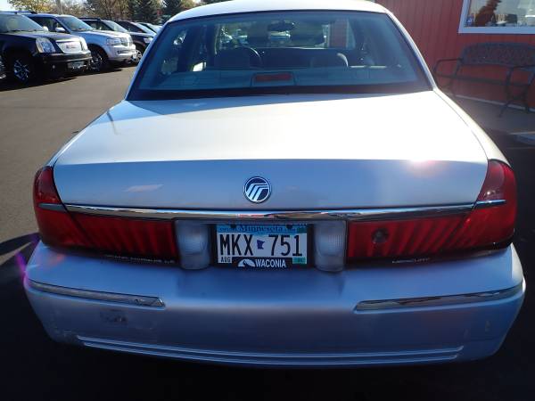 2000 Mercury Grand Marquis Great Deal! for sale in Savage, MN – photo 3
