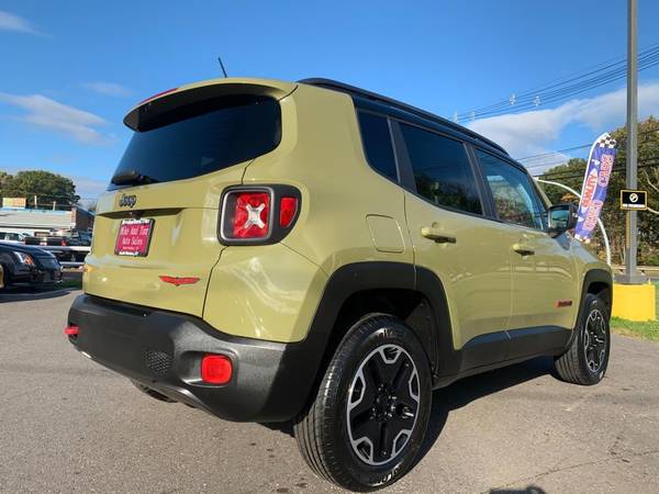 Take a look at this 2015 Jeep Renegade-Hartford for sale in South Windsor, CT – photo 6
