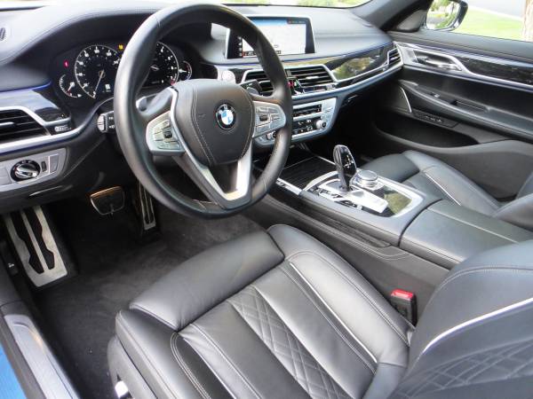2019 BMW 750i M Sport, Driver Assist +, Like New for sale in Phoenix, AZ – photo 18