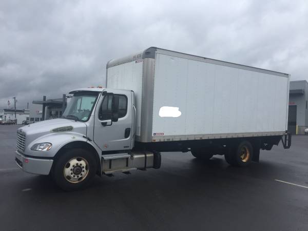 2011 Freightliner Non- CDL Box truck for sale in Worcester, IL – photo 2
