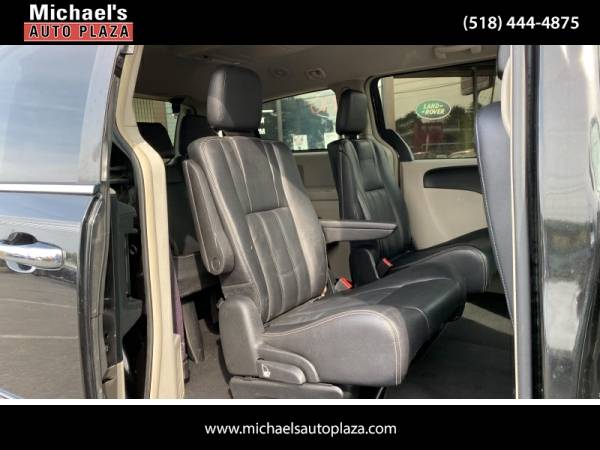 2014 Chrysler Town & Country Touring - cars & trucks - by dealer -... for sale in east greenbush, NY – photo 12