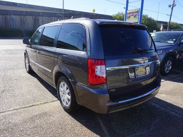 2016 Chrysler Town & Country Touring FWD for sale in Gretna, LA – photo 4