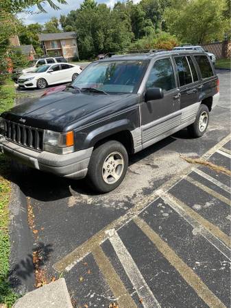 1998 Jeep Grand Cherokee Laredo - cars & trucks - by owner - vehicle... for sale in Chattanooga, TN