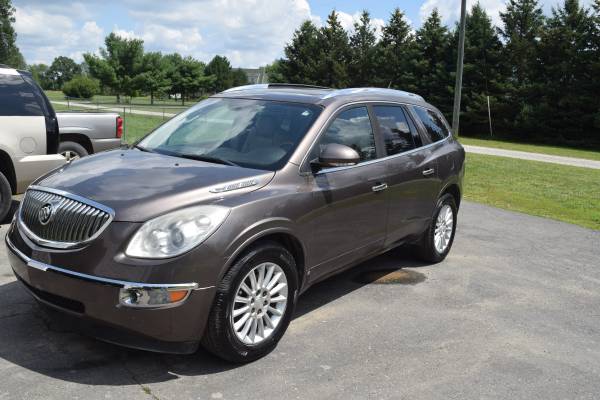 2008 buick enclave for sale in Linden, MI – photo 4