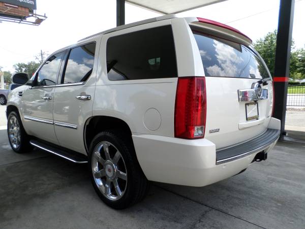 2009 Cadillac Escalade AWD Extra Clean for sale in Tallahassee, FL – photo 3