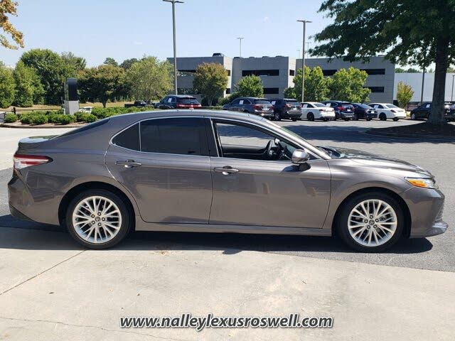2018 Toyota Camry XLE for sale in Roswell, GA – photo 12
