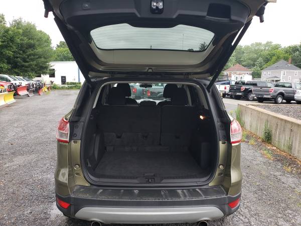 2013 Ford Escape SE AWD - Mint Cond. for sale in West Bridgewater, MA – photo 9
