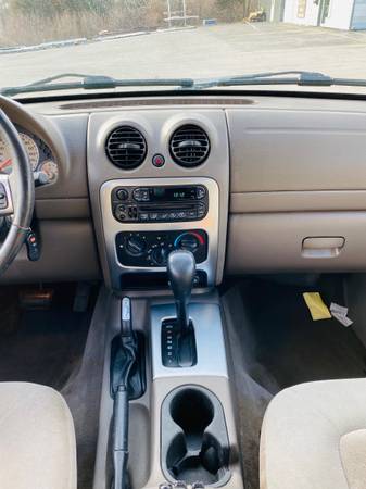 Jeep Liberty 2003 4x4 LOW MILES 112k - - by dealer for sale in Kansas City, MO – photo 13