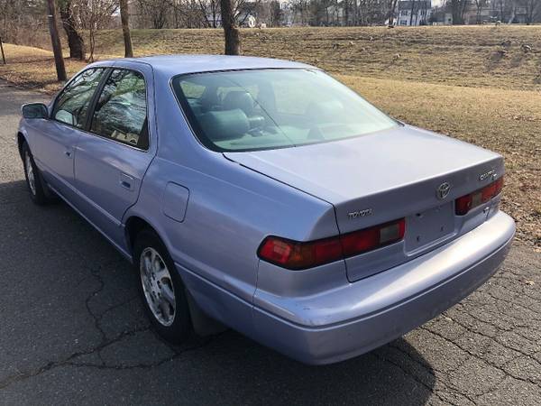 1997 Toyota Camry - Ready to drive - cars & trucks - by dealer -... for sale in Elizabeth, NJ – photo 6