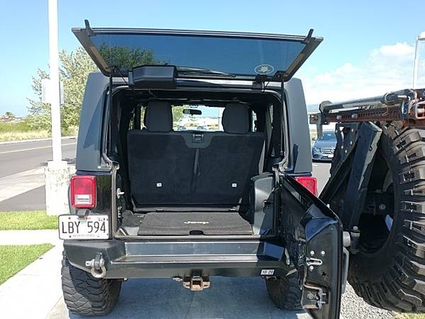 2011 Jeep Wrangler Rubicon - - by dealer - vehicle for sale in Kailua-Kona, HI – photo 8
