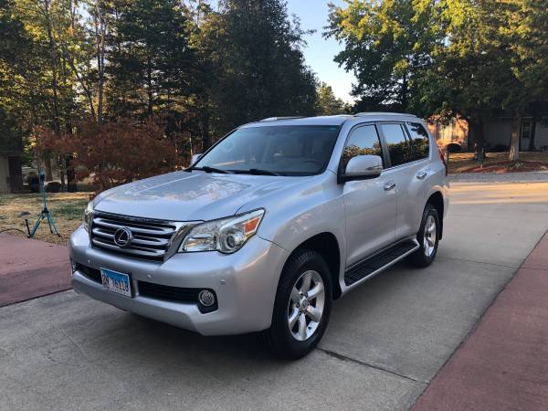 2010 Lexus GX 460, 94k miles, seats 8, 4WD, luxury for sale in Carbondale, IL – photo 2