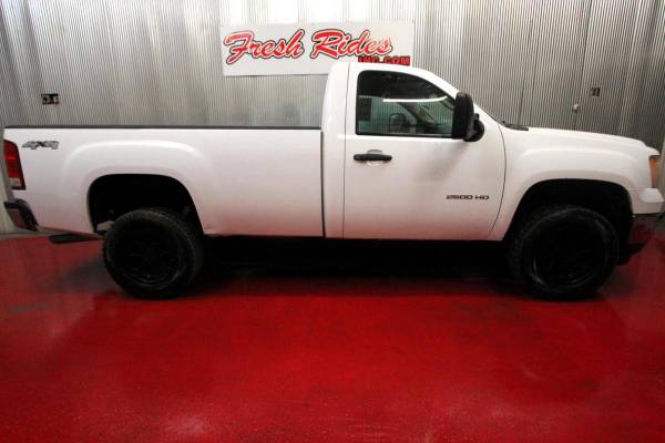 2012 GMC Sierra 2500HD 4WD Reg Cab 133 7 Work Truck - GET APPROVED! for sale in Evans, SD – photo 4