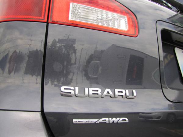 2010 SUBARU TRIBECA...the SWISS ARMY KNIFE OF SUVS for sale in Louisville, KY – photo 8