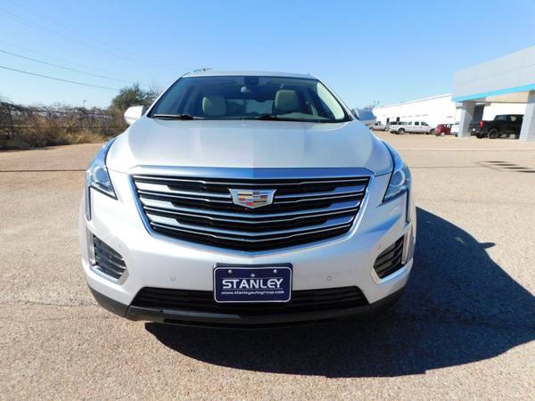 2018 Cadillac XT5 Luxury FWD - - by dealer - vehicle for sale in Gatesville, TX – photo 2