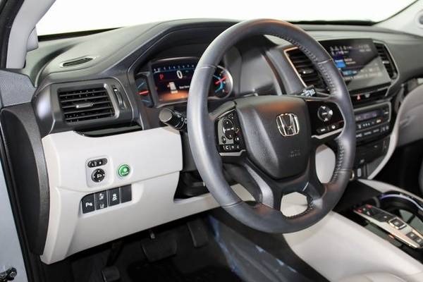 2019 Honda Pilot AWD All Wheel Drive Touring SUV for sale in Renton, WA – photo 16