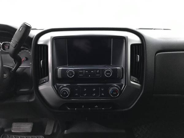 2017 Chevrolet Silverado 4x4 4WD Chevy Truck LT Crew Cab Short Box for sale in Kellogg, WA – photo 13