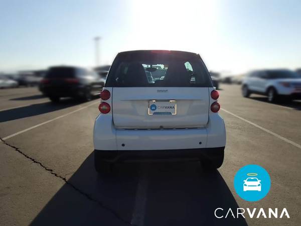 2013 smart fortwo Pure Hatchback Coupe 2D coupe White - FINANCE... for sale in Bakersfield, CA – photo 9