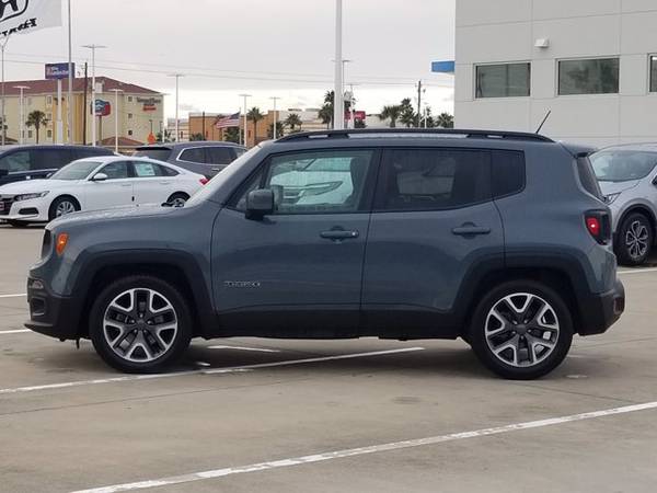 2017 Jeep Renegade Latitude SUV - cars & trucks - by dealer -... for sale in Corpus Christi, TX – photo 9
