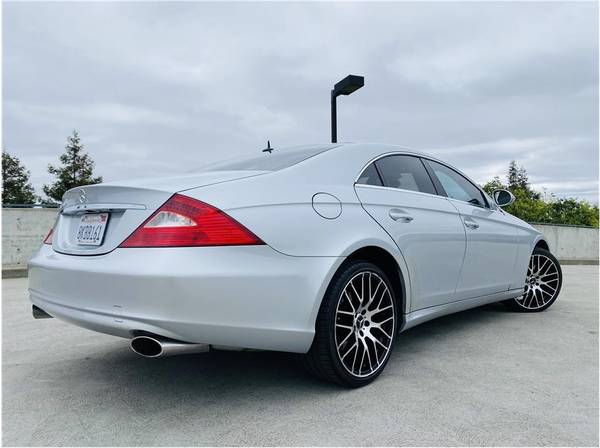 2006 Mercedes-Benz CLS CLS 500 4dr Sedan - - by dealer for sale in Sunnyvale, CA – photo 10