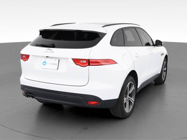 2018 Jag Jaguar FPACE 20d Premium Sport Utility 4D suv White -... for sale in NEW YORK, NY – photo 10