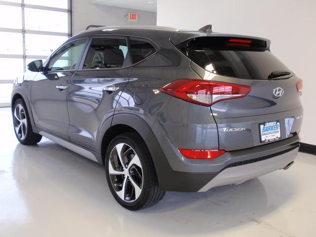 2017 Hyundai Tucson Limited for sale in Bloomington, IL – photo 5