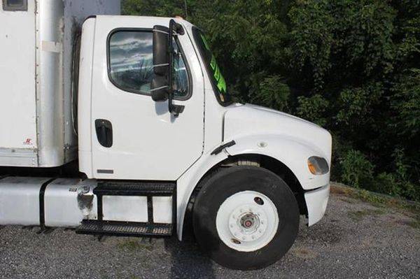 2011 Freightliner M2 106 4X2 2dr Regular Cab for sale in Seymour, TN – photo 9