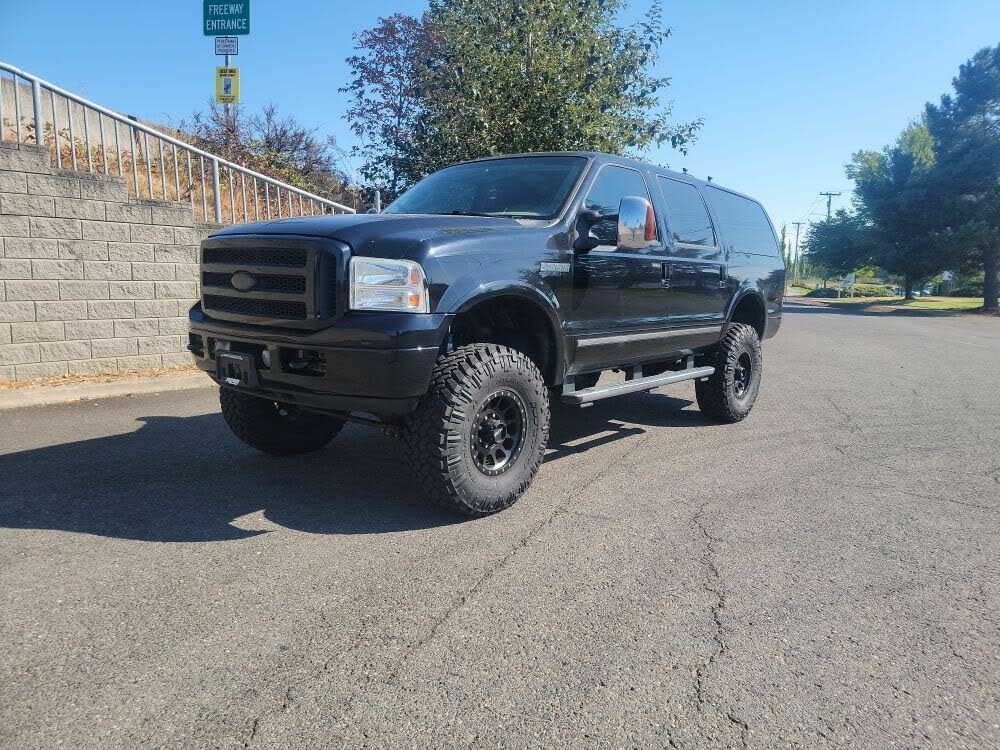 2005 Ford Excursion Limited 4WD for sale in Woodland, WA – photo 2