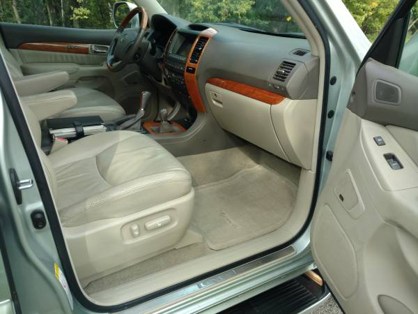 Very Clean Lexus GX470 AWD SUV-Loaded, 8 Seats, DVD, Rear Heat/AC for sale in Fargo, ND – photo 11