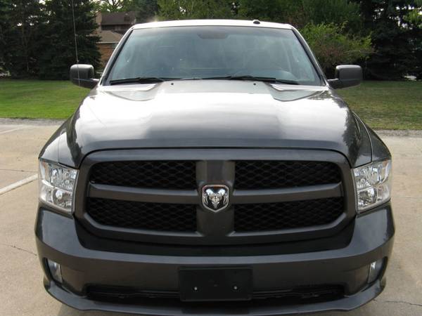 2017 *Ram* *1500* Bright Silver Metallic Clearcoat for sale in Cleveland, OH – photo 7