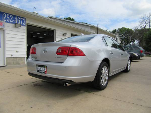 2010 Buick Lucerne CXL-3 for sale in Waterloo, IA – photo 3