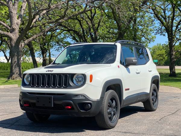 2015 Jeep Renegade Trailhawk 4x4 - - by dealer for sale in Shakopee, MN – photo 5