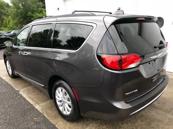 2017 Chrysler Pacifica Touring L - Heated Leather - 3rd Seat - One... for sale in binghamton, NY – photo 6