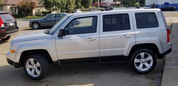 2011 Jeep Patriot Latitude X -**SPECIAL** 1 Owner 4x4 Low Miles... for sale in New Castle, PA – photo 4