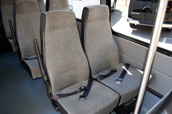 VERY NICE 15 PERSON MINI BUS....UNIT# 5648T for sale in Charlotte, NC – photo 19