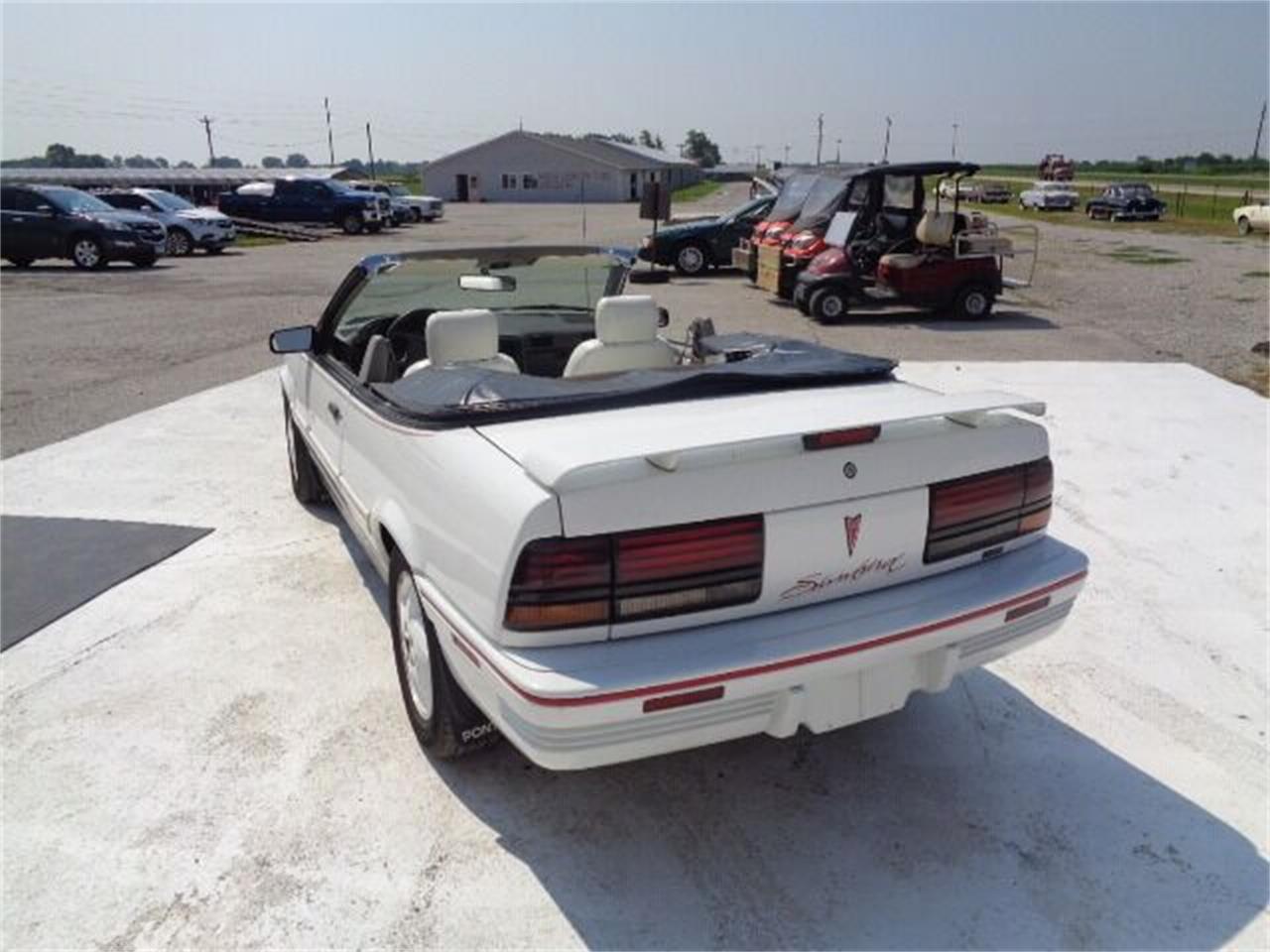 1993 Pontiac Sunbird for sale in Staunton, IL – photo 3