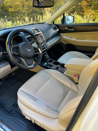 2018 Subaru Outback 2 5i Limited Wagon 4D for sale in Huntington, VT – photo 4