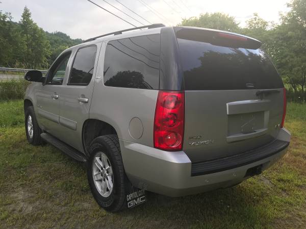 LOW MILES 2007 GMC Yukon 4WD LOADED /INSPECTED for sale in White River Junction, VT