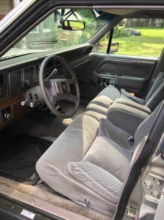 1988 Lincoln Town Car Florida 113k Fuel Injected for sale in Colonie, NY – photo 13