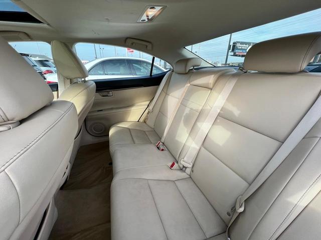 2013 Lexus ES 350 Base for sale in Indianapolis, IN – photo 18