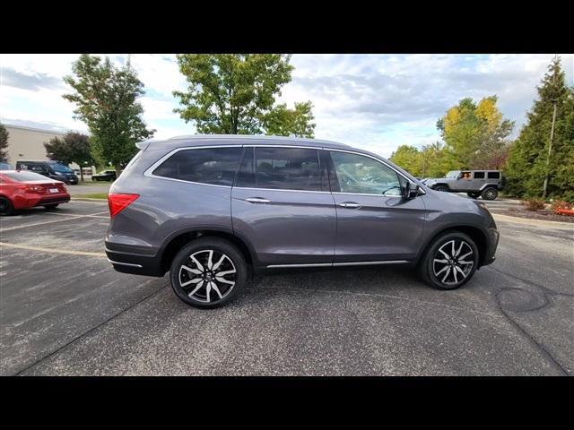 2019 Honda Pilot Touring 8-Passenger for sale in Brookfield, WI – photo 8